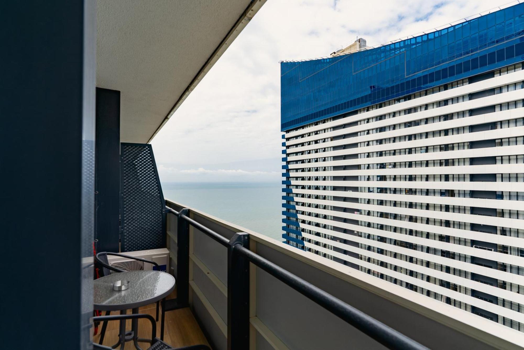 Habiby Orbi City Batumi Exterior foto